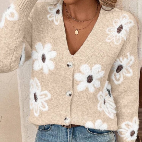 New V-neck floral print button-down cardigan sweater - Picture 5 of 5